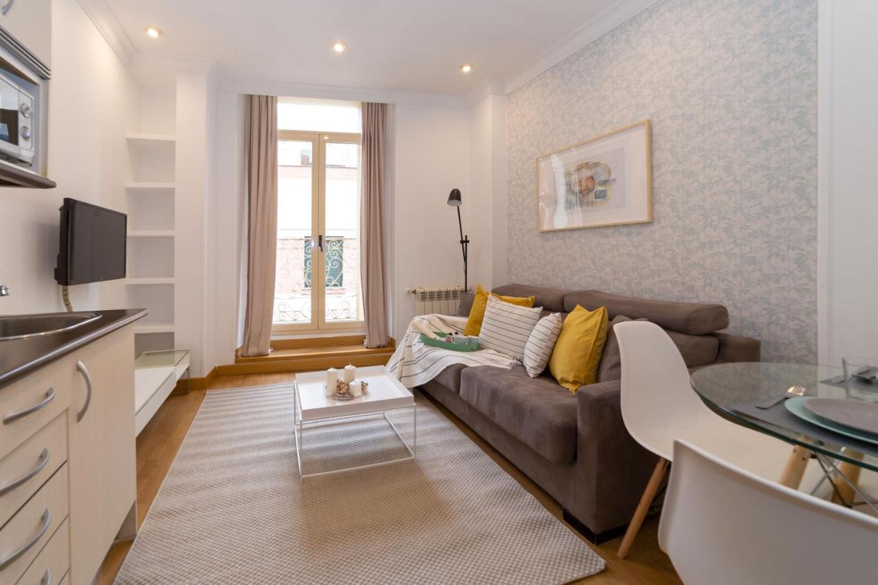 Apartamentos Gran Via Madrid Kültér fotó