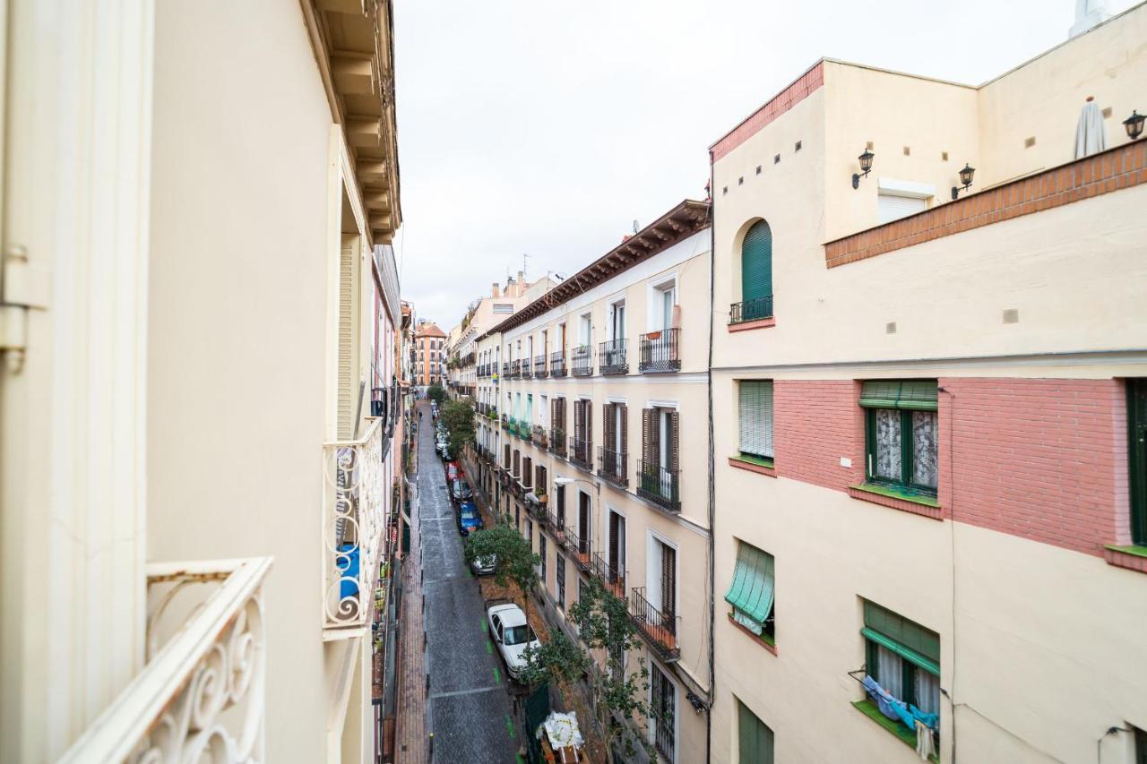 Apartamentos Gran Via Madrid Kültér fotó