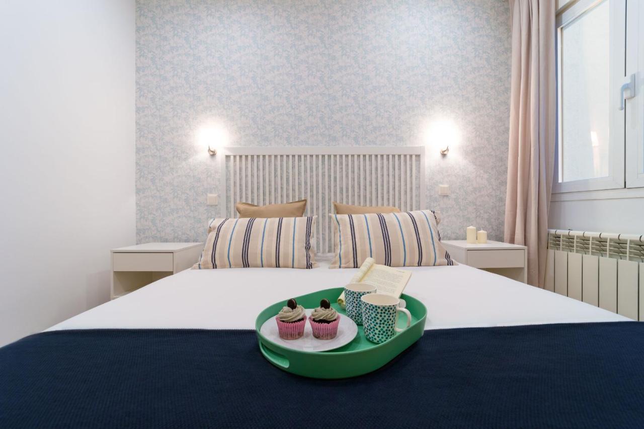Apartamentos Gran Via Madrid Kültér fotó